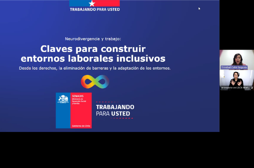 Personal trabajando en la mesa de inclusión laboral